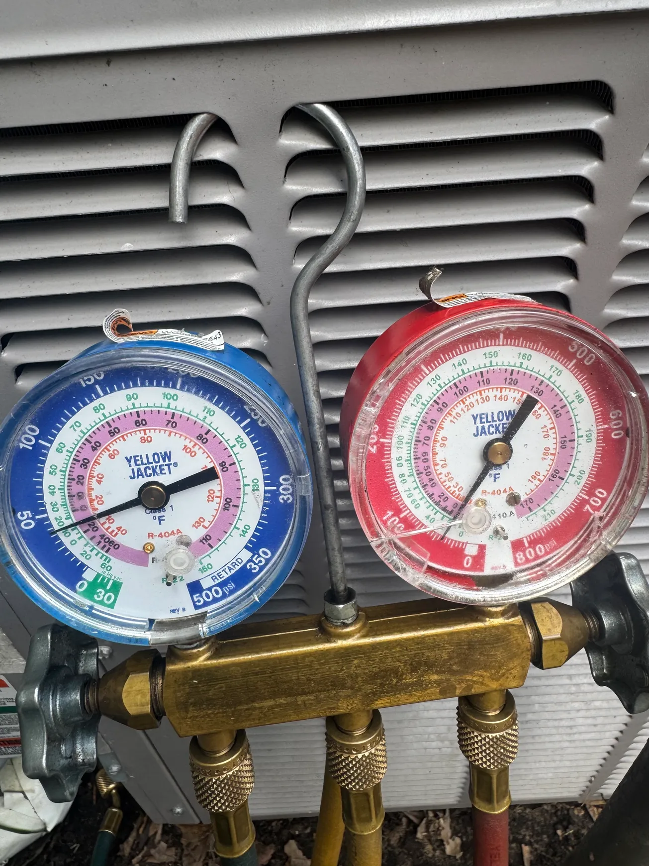 Yellow Jacket manifold gauge close-up
